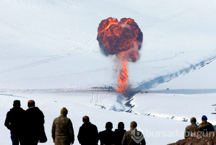 TSK'dan Kars'ta nefes kesen tatbikat