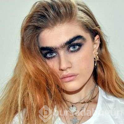 Kaşlarıyla gündem olan mankenden samimi itiraflar
