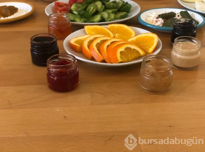 Kahvaltının vazgeçilmezi reçelin püf noktaları