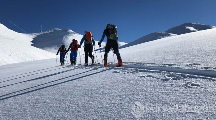 Dağcılık ve kayağın birleşimi: Tur kayağı