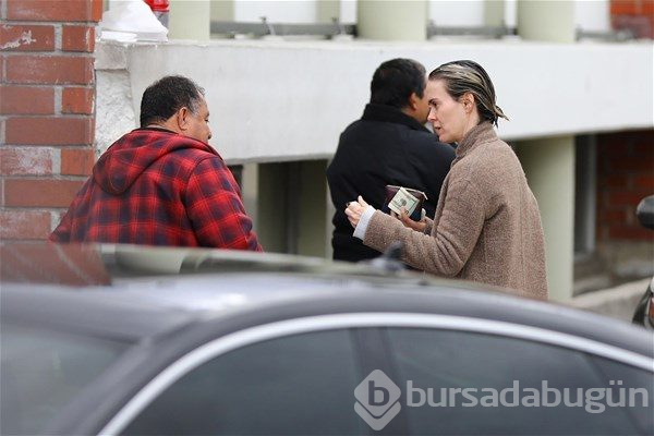 Kuaför çıkışı görüntülendi
