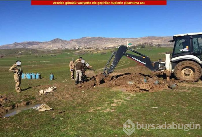 Siirt'te jandarma PKK sığınağına böyle girdi
