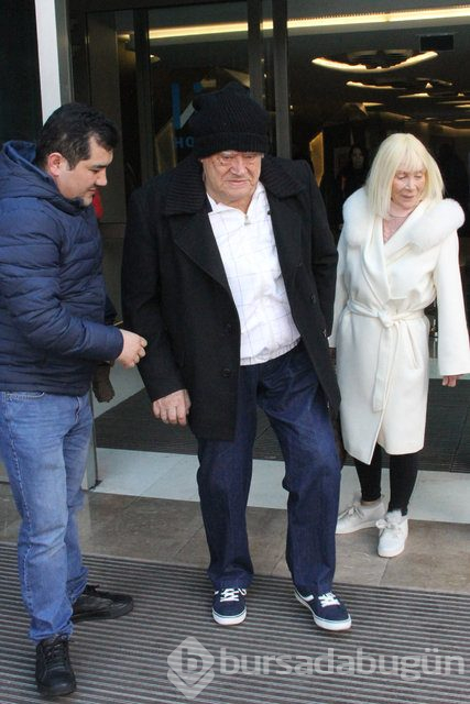 Cüneyt Arkın: Fatma Girik çok güçlü bir kadın
