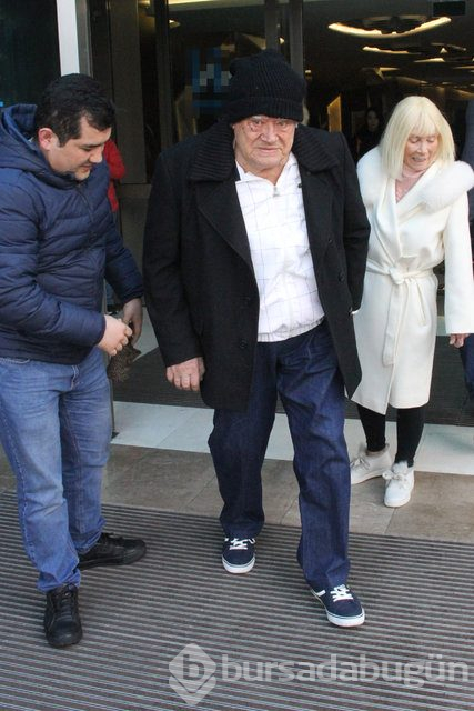 Cüneyt Arkın: Fatma Girik çok güçlü bir kadın
