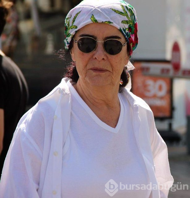 Cüneyt Arkın: Fatma Girik çok güçlü bir kadın
