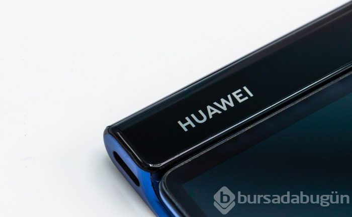 Huawei katlanabilir telefonu tanıttı