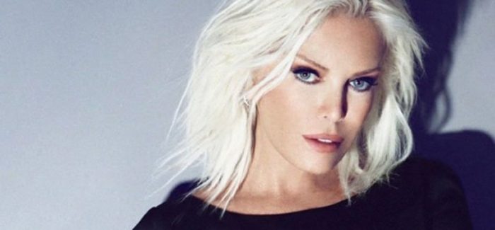 Ajda Pekkan'dan 40 konserlik anlaşma
