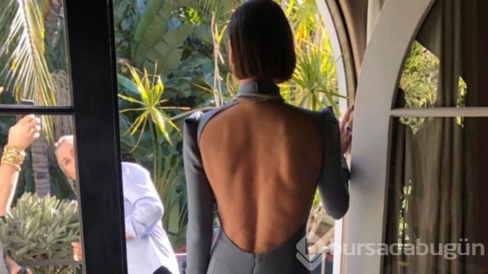 Kırmızı Halı'da Charlize Theron fırtınası
