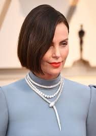 Kırmızı Halı'da Charlize Theron fırtınası
