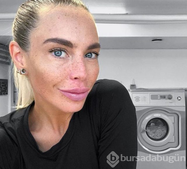 İsveçli model Ia Ostergren bir metrelik bacaklarıyla ilgi odağı oldu
