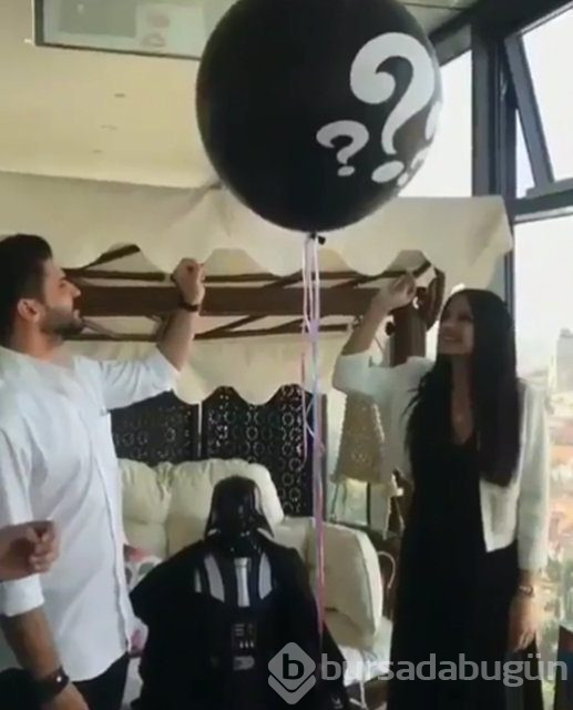 Tolgahan Sayışman'ın eşi Almeda Abazi'den hamile dansı
