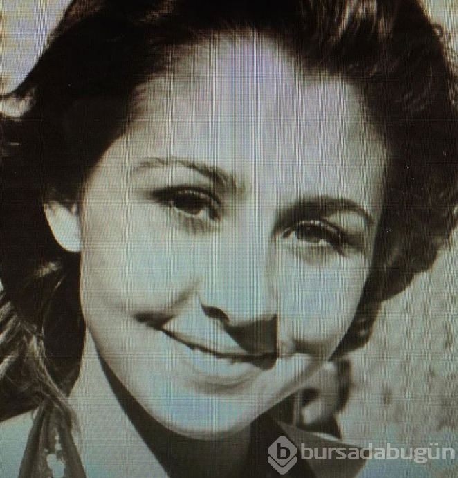 Nilüfer, babasının öldüğü gün kardeşleri olduğunu öğrendi
