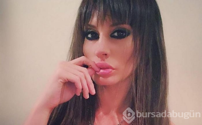 Yatağında çıplak halde ölü bulundu! Playboy güzelinin büyük sırrı