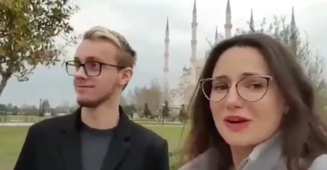 Erasmus için geldiler, lezzet turunda hastanelik oldular
