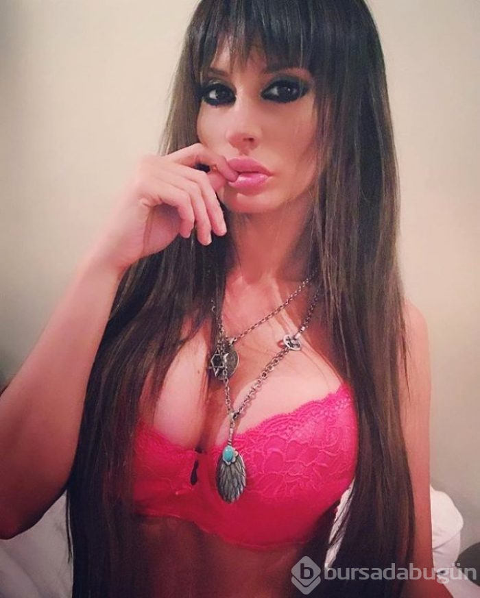 Playboy güzelinin ölmeden önce attığı tweet, kan dondurdu!
