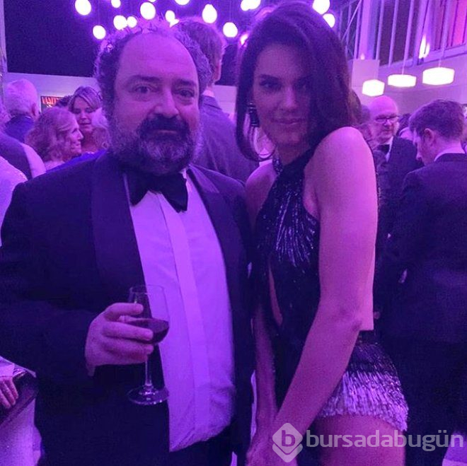 Oscar'a damga vuran türk! yıldızlarla fotoraf sırasına girdi
