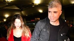 Özcan Deniz ile Eşi Feyza Aktan'ın Boşanma Aşamasına Geldiği İddia Edildi

