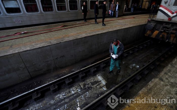 Mısır'da tren istasyonunda yangın: 25 ölü