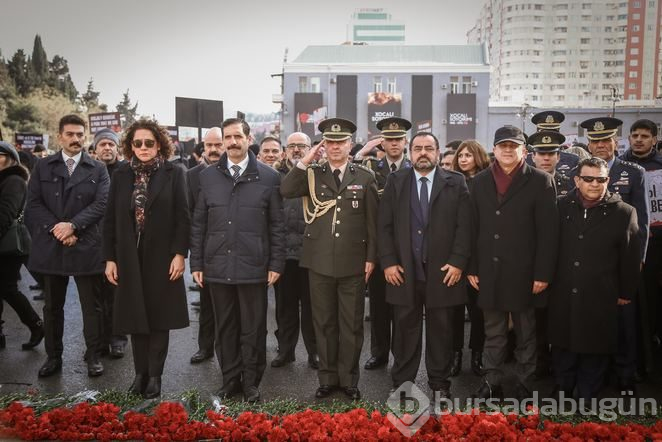Hocalı kurbanları Ana Feryadı Anıtı'nda anıldı
