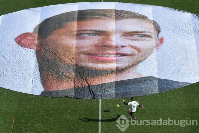 Emiliano Sala'yı taşıyan uçağın enkazından yeni fotoğraflar yayınlandı
