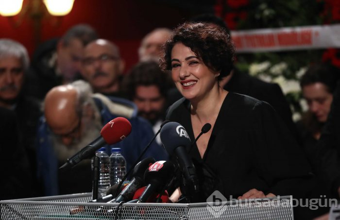 Ünlü sinema oyuncusu Aytaç Arman için tören düzenlendi
