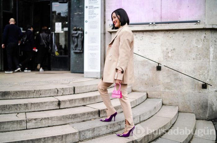 Paris Moda Haftası'na damga vuran süper mini çantalar