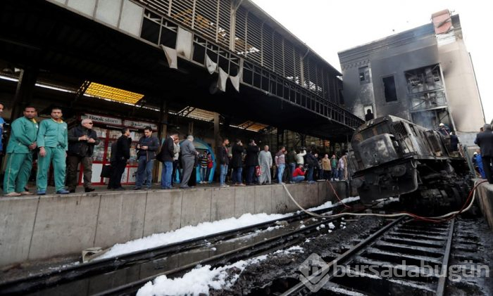 Mısır'da tren istasyonunda yangın: 25 ölü