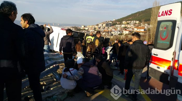 Bursa Uludağ yolunda otobüs devrildi, çok sayıda yaralı var 