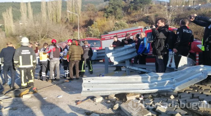 Bursa Uludağ yolunda otobüs devrildi, çok sayıda yaralı var 