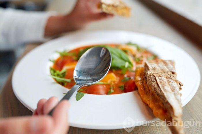 Restoran çalışanları uyarıyor: Bu yemekleri kesinlikle yemeyin!
