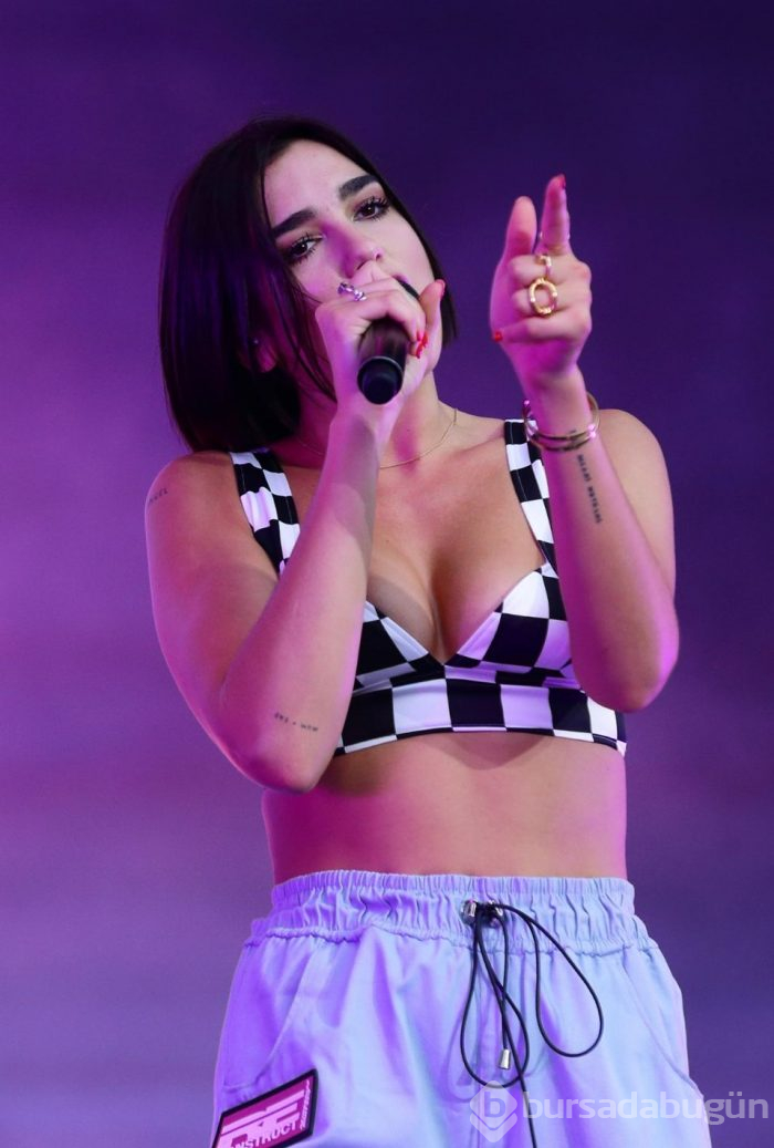 Dua Lipa'dan Kaçamak yemeği ve Türk çayı