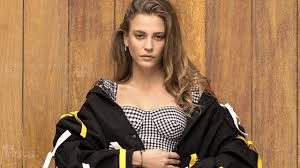 Serenay Sarıkaya: Damar şarkılar severim
