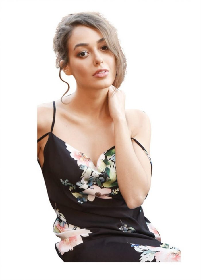 Dilan Çiçek Deniz'in çocukluk fotoğrafları olay oldu!


