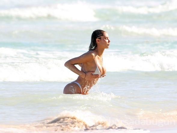 Sahara Ray Meksika'yı ısıttı!
