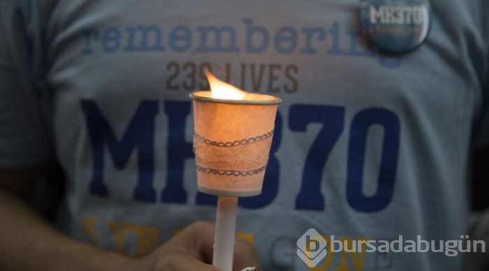 Kayıp Malezya uçağında hayatını kaybedenler anıldı

