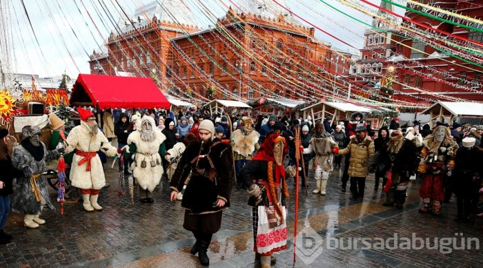Rusya'da baharın müjdecisi "Maslenitsa" şenlikleri
