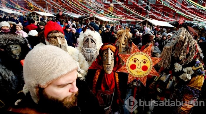 Rusya'da baharın müjdecisi "Maslenitsa" şenlikleri
