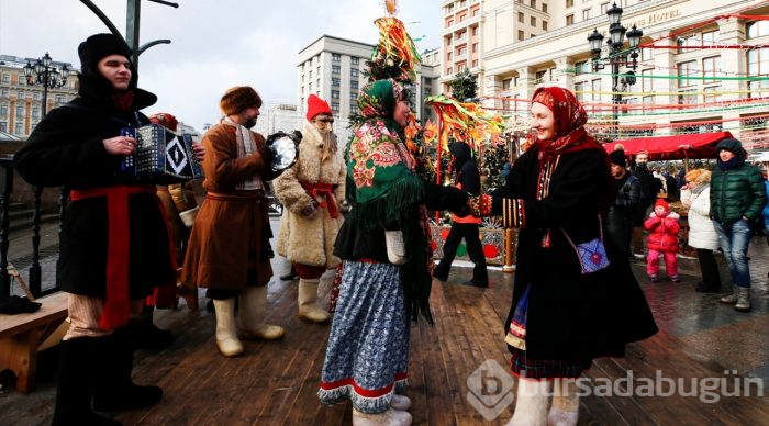 Rusya'da baharın müjdecisi "Maslenitsa" şenlikleri
