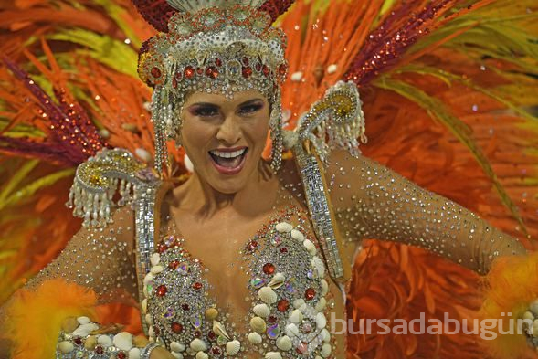 Dünyanın gözü burada: Rio Karnavalı böyle başladı!
