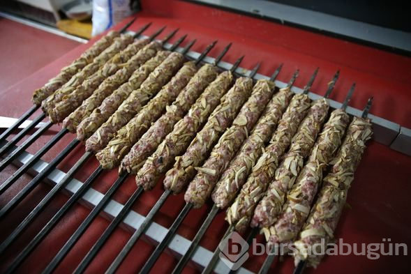 Bu kebap senede sadece 2 ay yeniyor!
