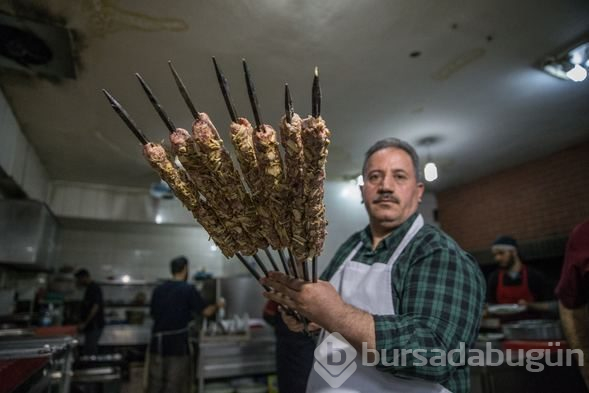 Bu kebap senede sadece 2 ay yeniyor!
