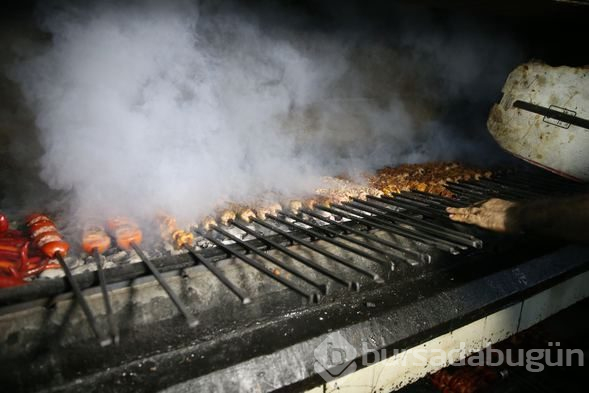 Bu kebap senede sadece 2 ay yeniyor!
