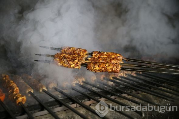 Bu kebap senede sadece 2 ay yeniyor!
