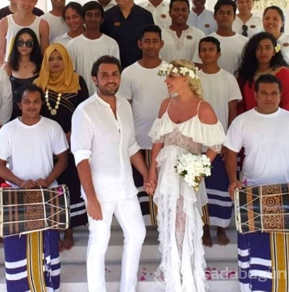 Seren Serengil ile Yaşar İpek, Maldivler'de nikah tazeledi
