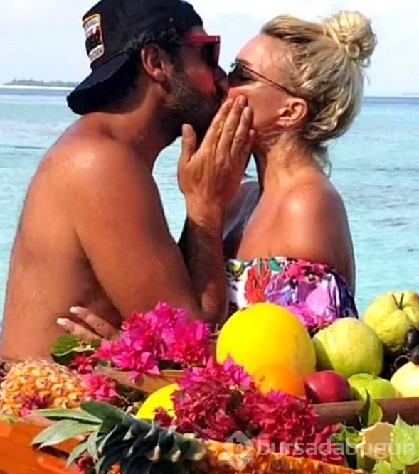 Seren Serengil ile Yaşar İpek, Maldivler'de nikah tazeledi
