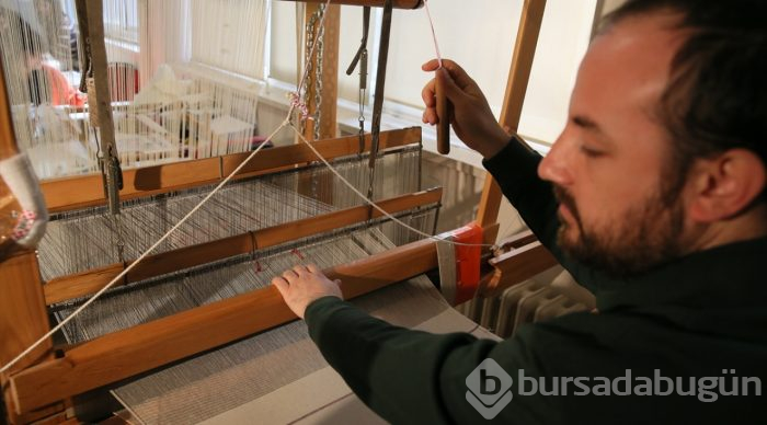 Kenevirden "abiye ve gelinlik" yaptılar
