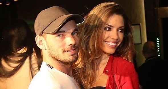 Son dakika... Wesley Sneijder ile Yolanthe Cabau boşanıyor
