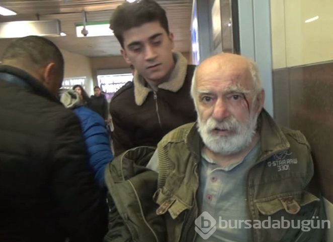 Oyuncu Hikmet Karagöz, Taksim Metrosu'nda merdivenlerden düştü
