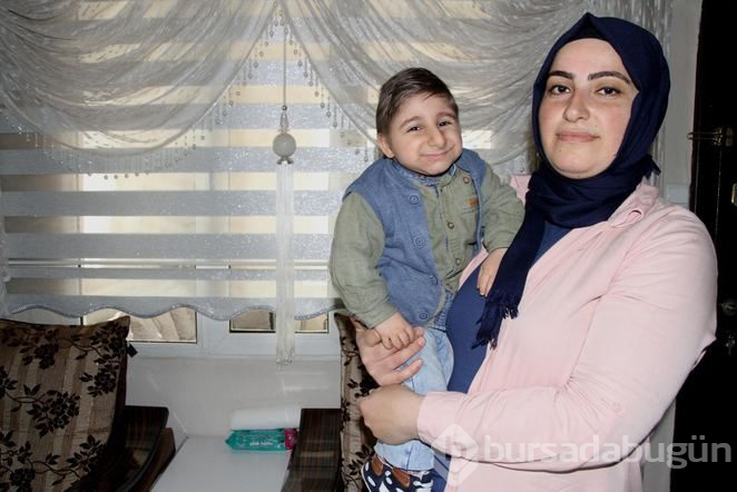 Hastalığa anne karnında yakalandı! Boyu sadece 70 santimetre
