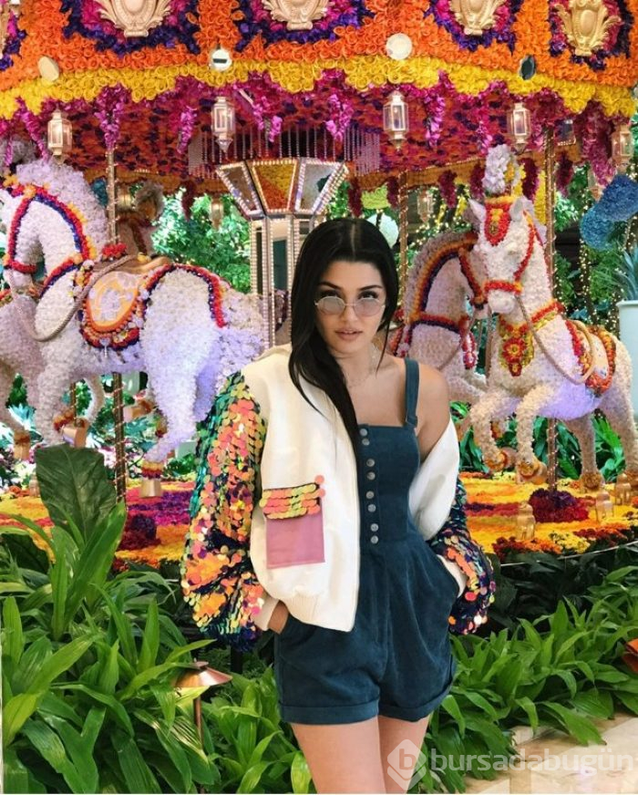 Hande Erçel ve kapağı olduğu dergi arasında 'seksi poz' krizi
